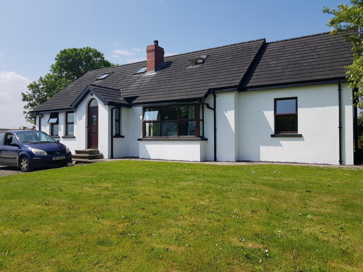 Welcome Rest Holiday Home Ballintoy Bagian luar foto